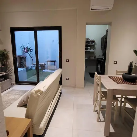 別荘 The Cube Vacation Ever Sìnnai