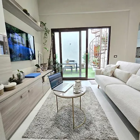 The Cube Vacation Ever Holiday home Sinnai